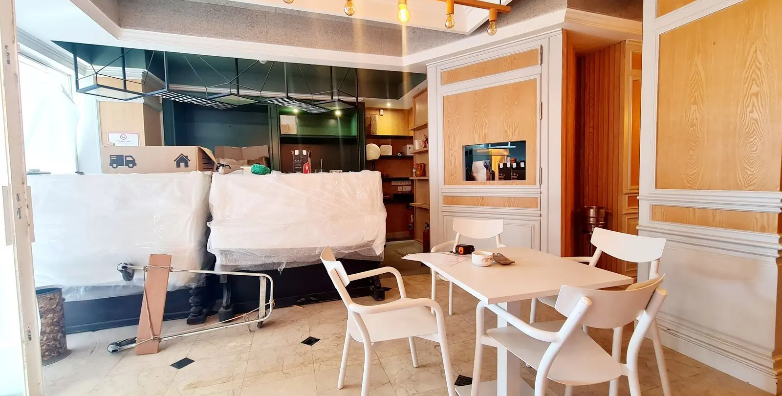 Sale of restaurant in Marbella 11