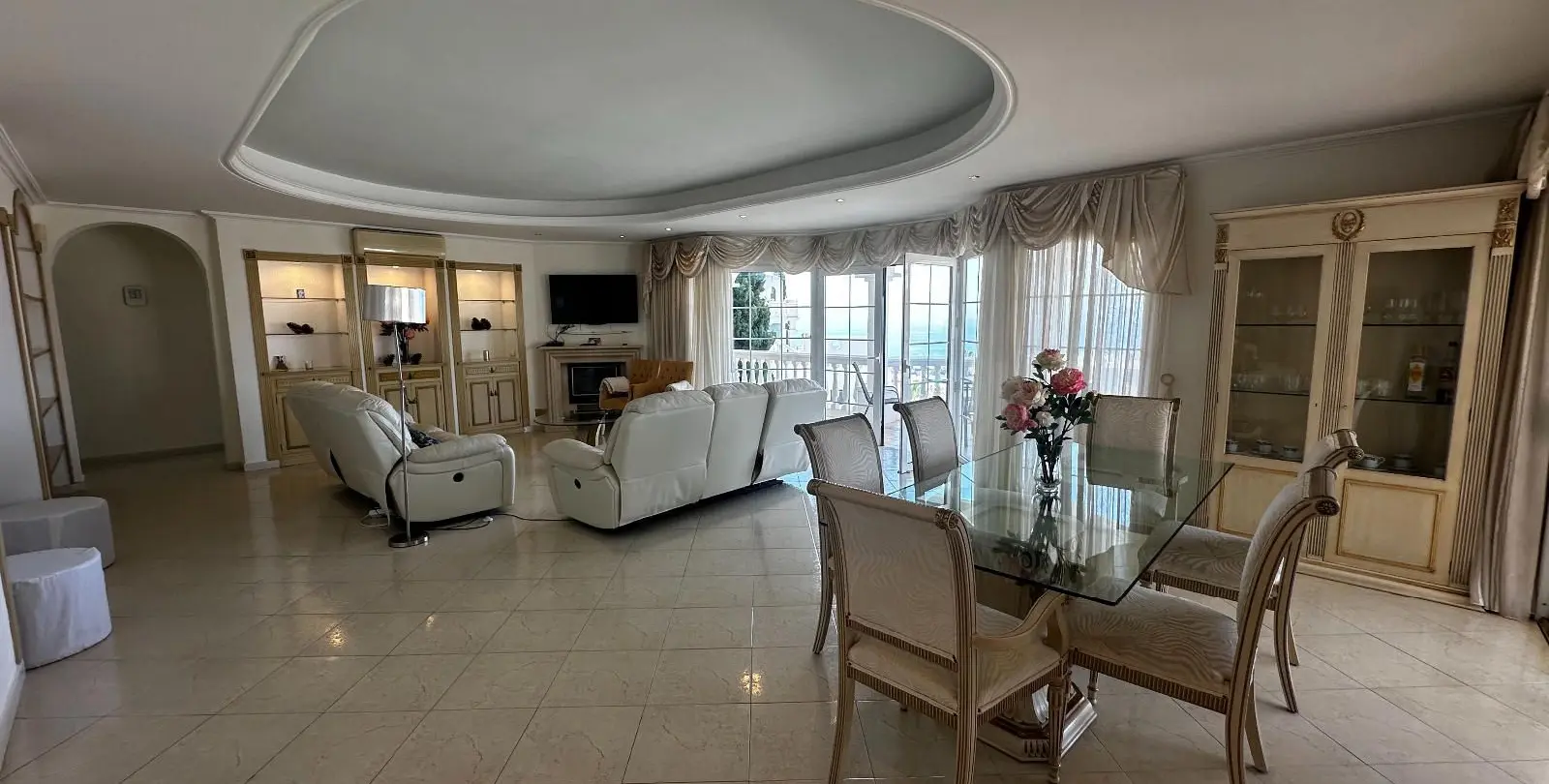Продажа  отдельно стоящей виллы в Mijas 28