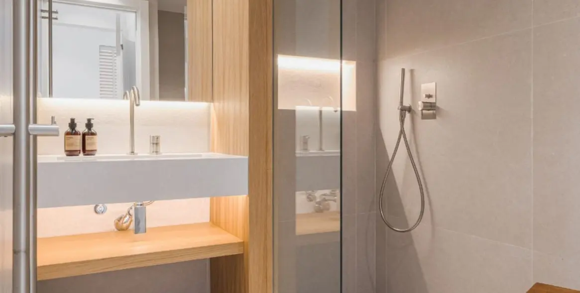 Long-term rent of middle floor apartment in Nueva Andalucía 2