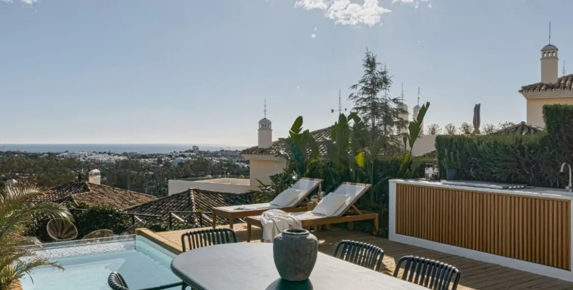 Long-term rent of middle floor apartment in Nueva Andalucía 4