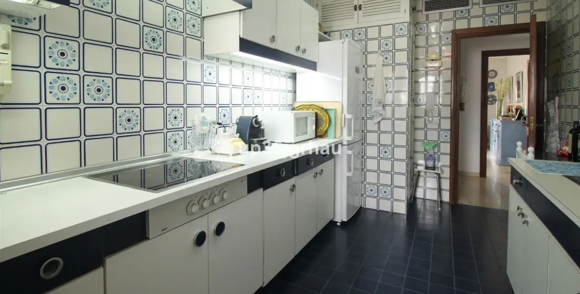 Sale of penthouse in Estepona (district Estepona) 8