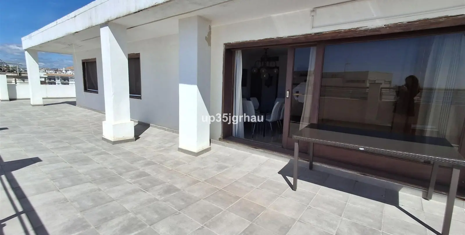 Продажа пентхауса в Estepona 1