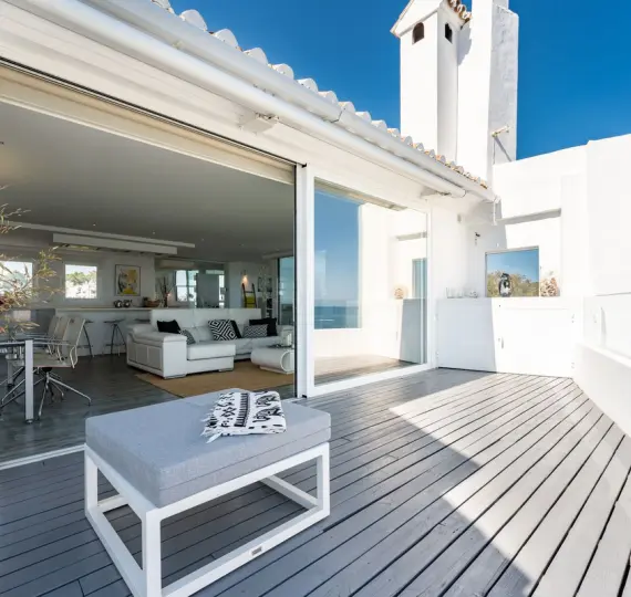 Venta de ático en Calahonda