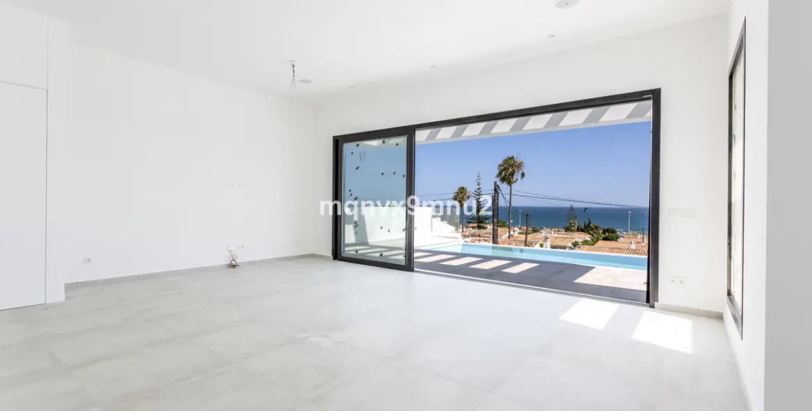 Продажа  отдельно стоящей виллы в El Chaparral 33