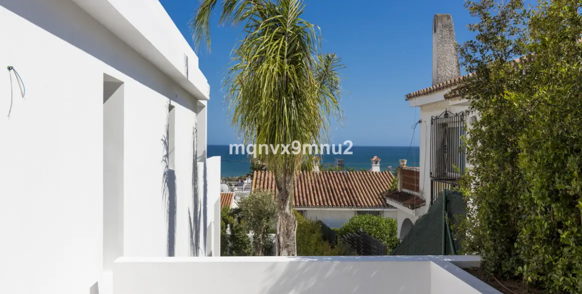 Продажа  отдельно стоящей виллы в El Chaparral 51