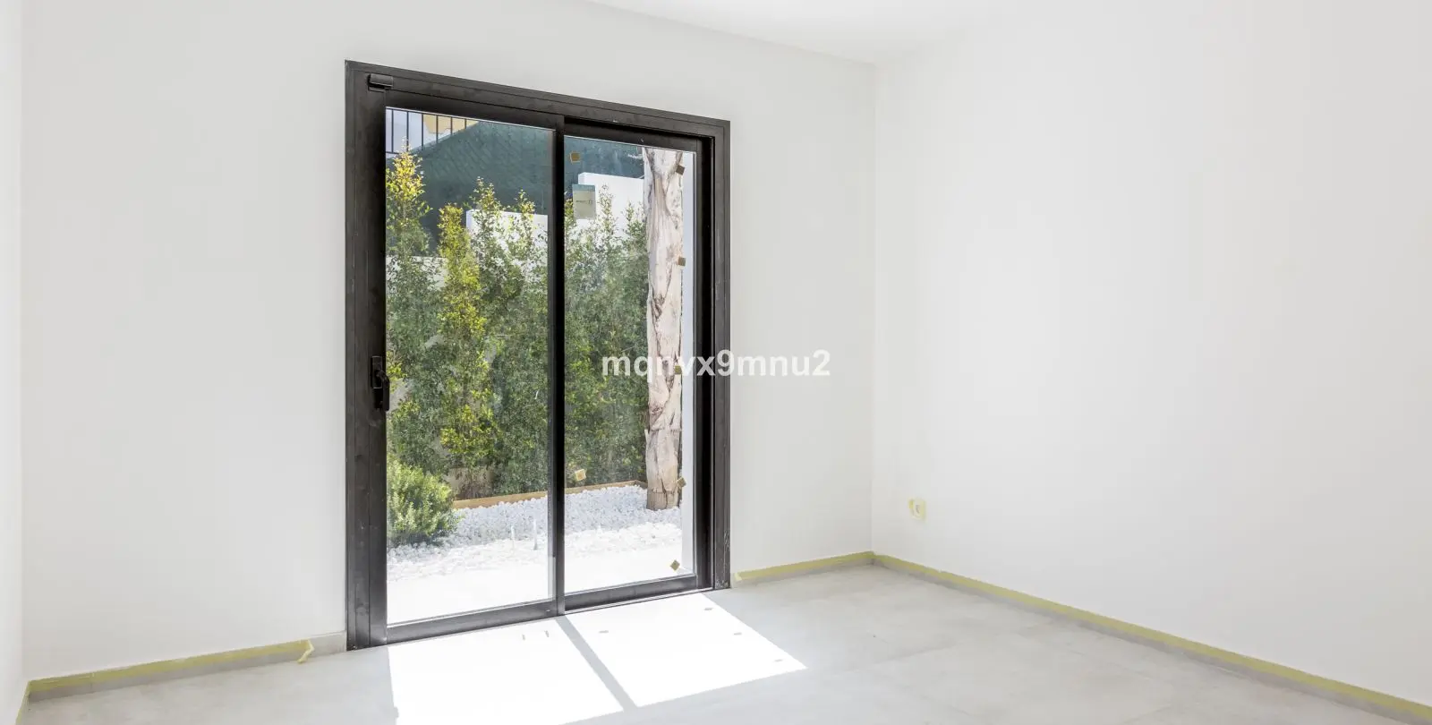 Sale of detached villa in El Chaparral 26