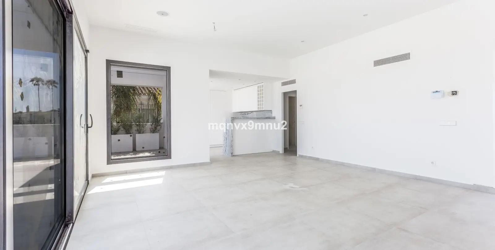 Sale of detached villa in El Chaparral 31
