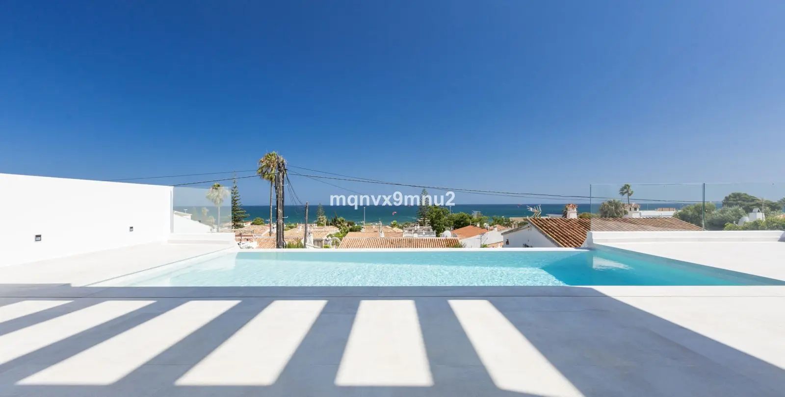 Sale of detached villa in El Chaparral 37