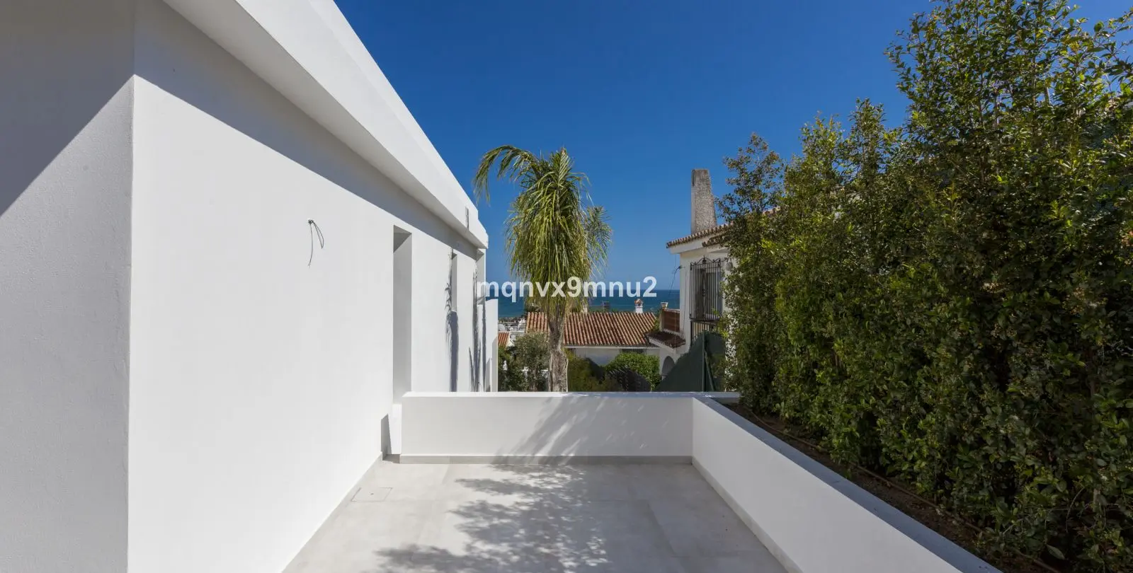 Sale of detached villa in El Chaparral 38
