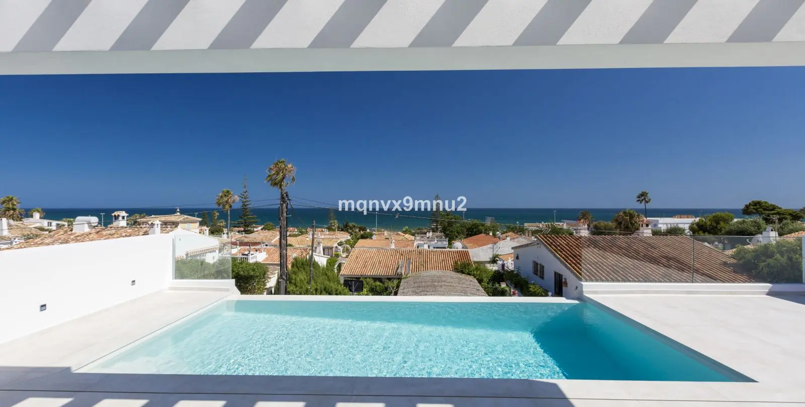 Sale of detached villa in El Chaparral 48
