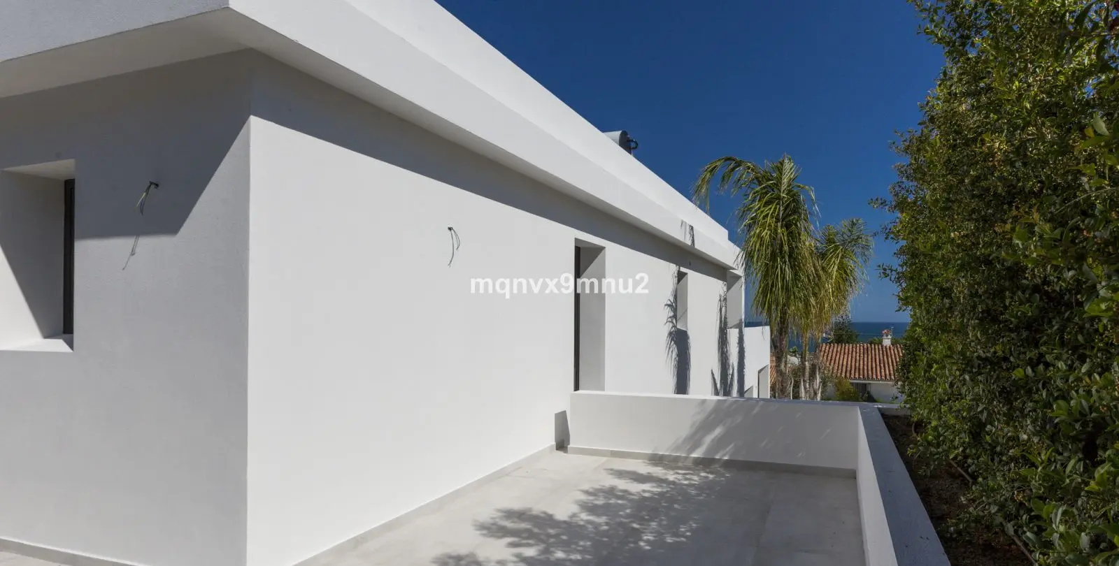 Sale of detached villa in El Chaparral 52