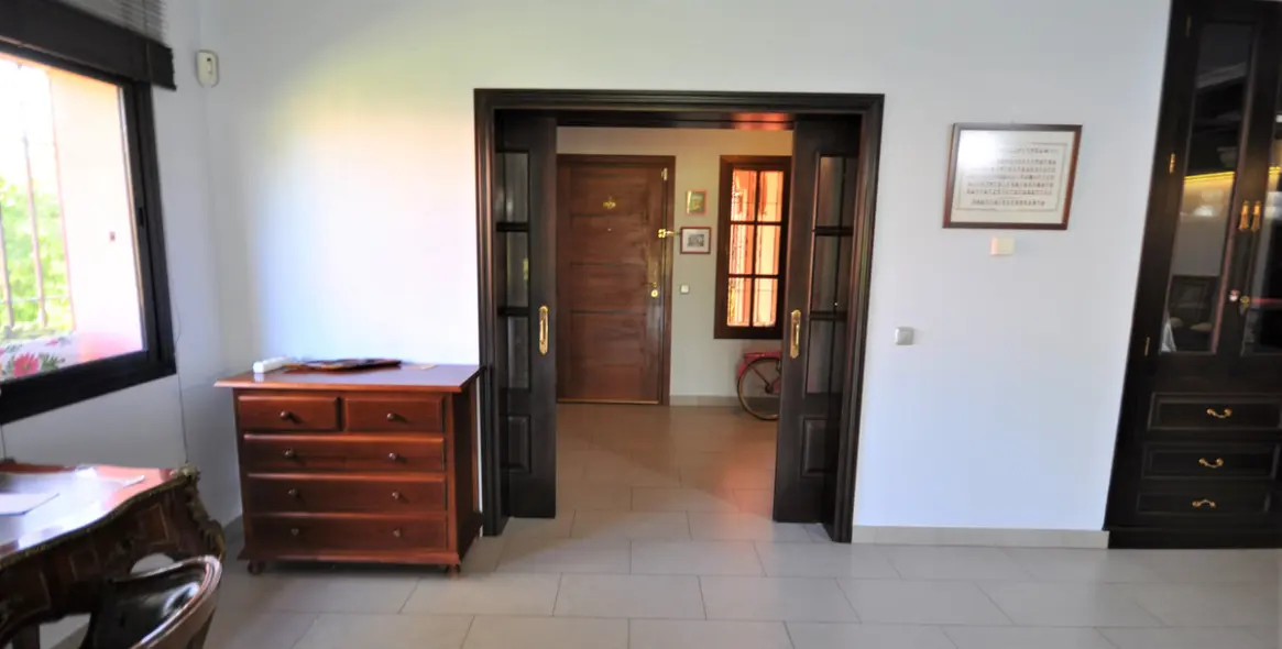 Продажа  отдельно стоящей виллы в Casares Playa 31