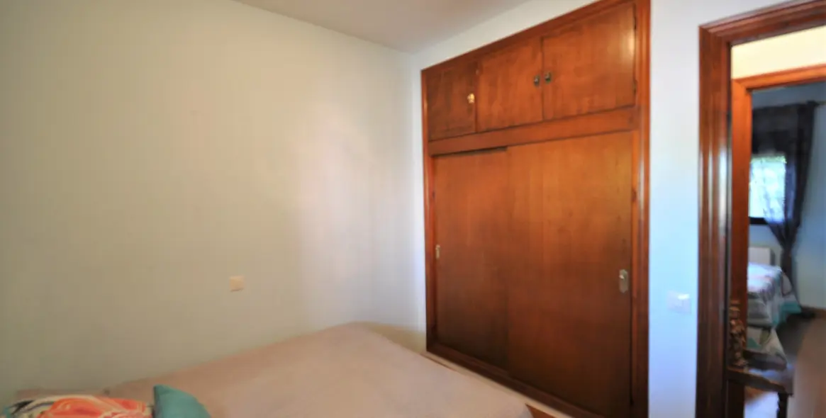 Продажа  отдельно стоящей виллы в Casares Playa 58