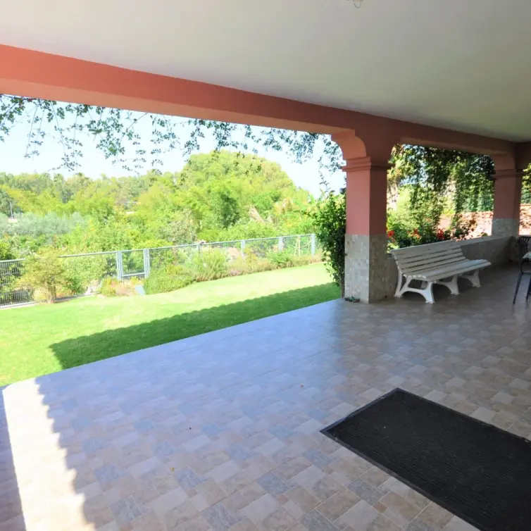 Venta de villa independiente en Casares Playa