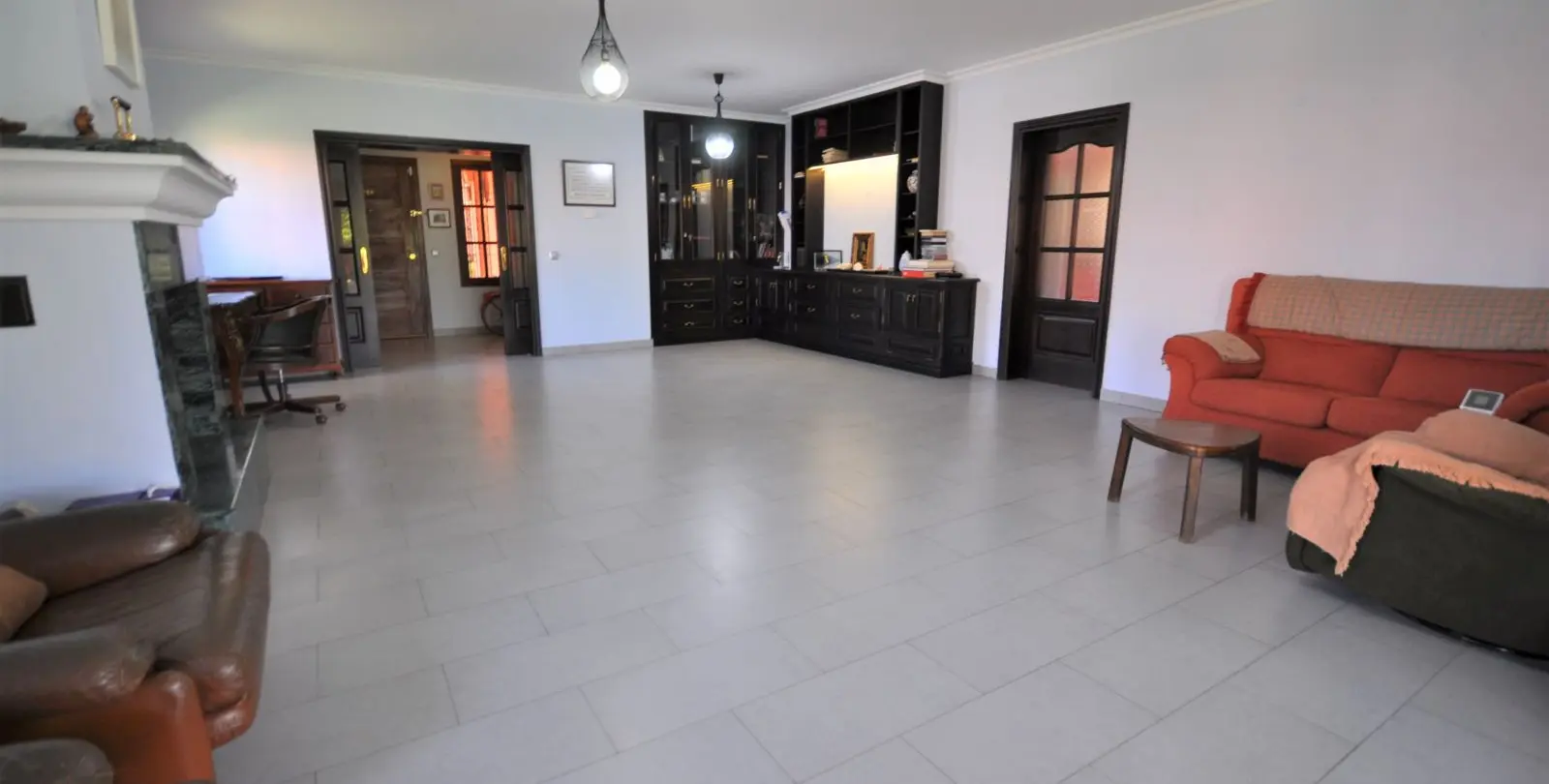 Продажа  отдельно стоящей виллы в Casares Playa 15