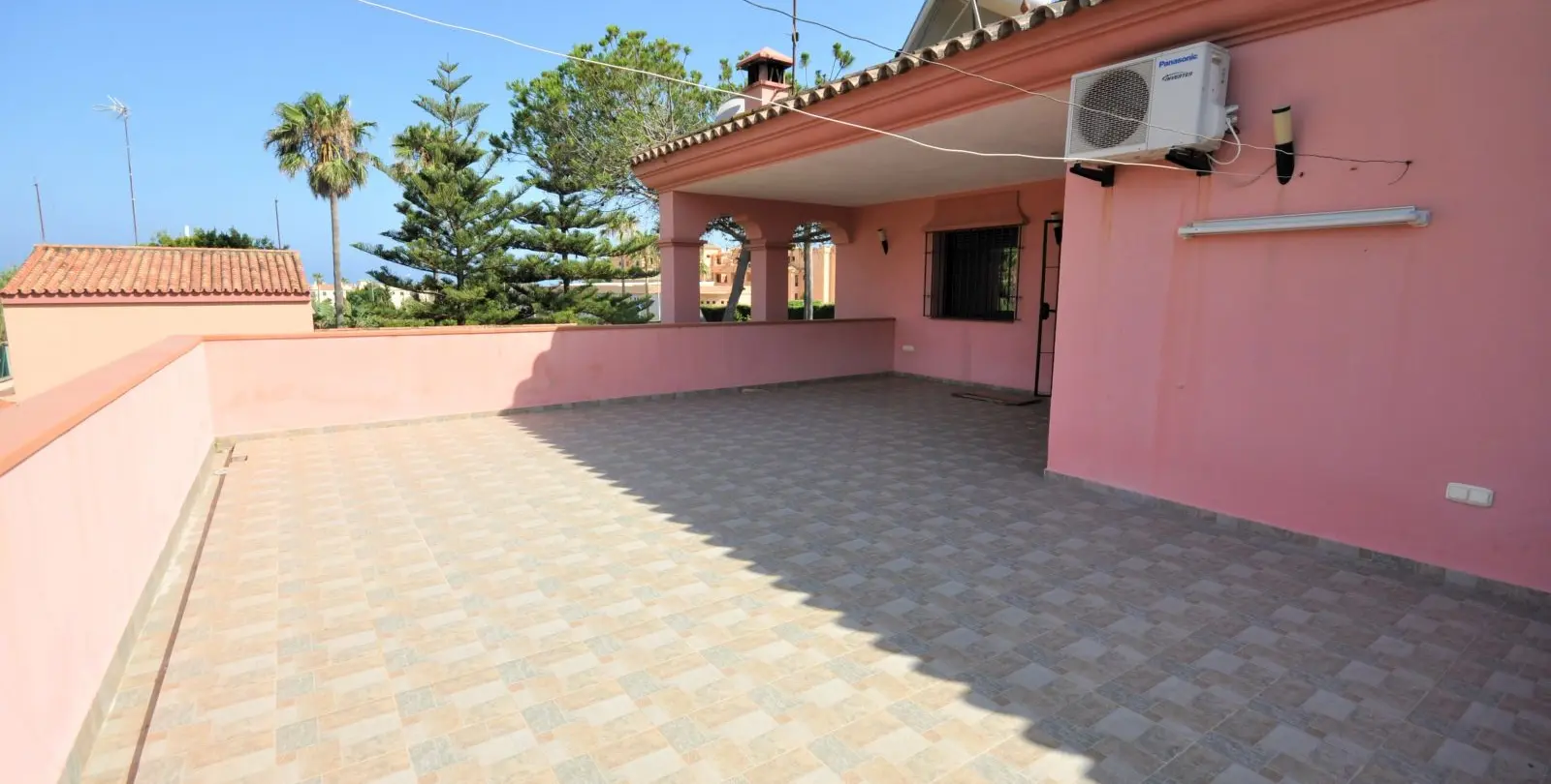 Sale of detached villa in Casares Playa 55