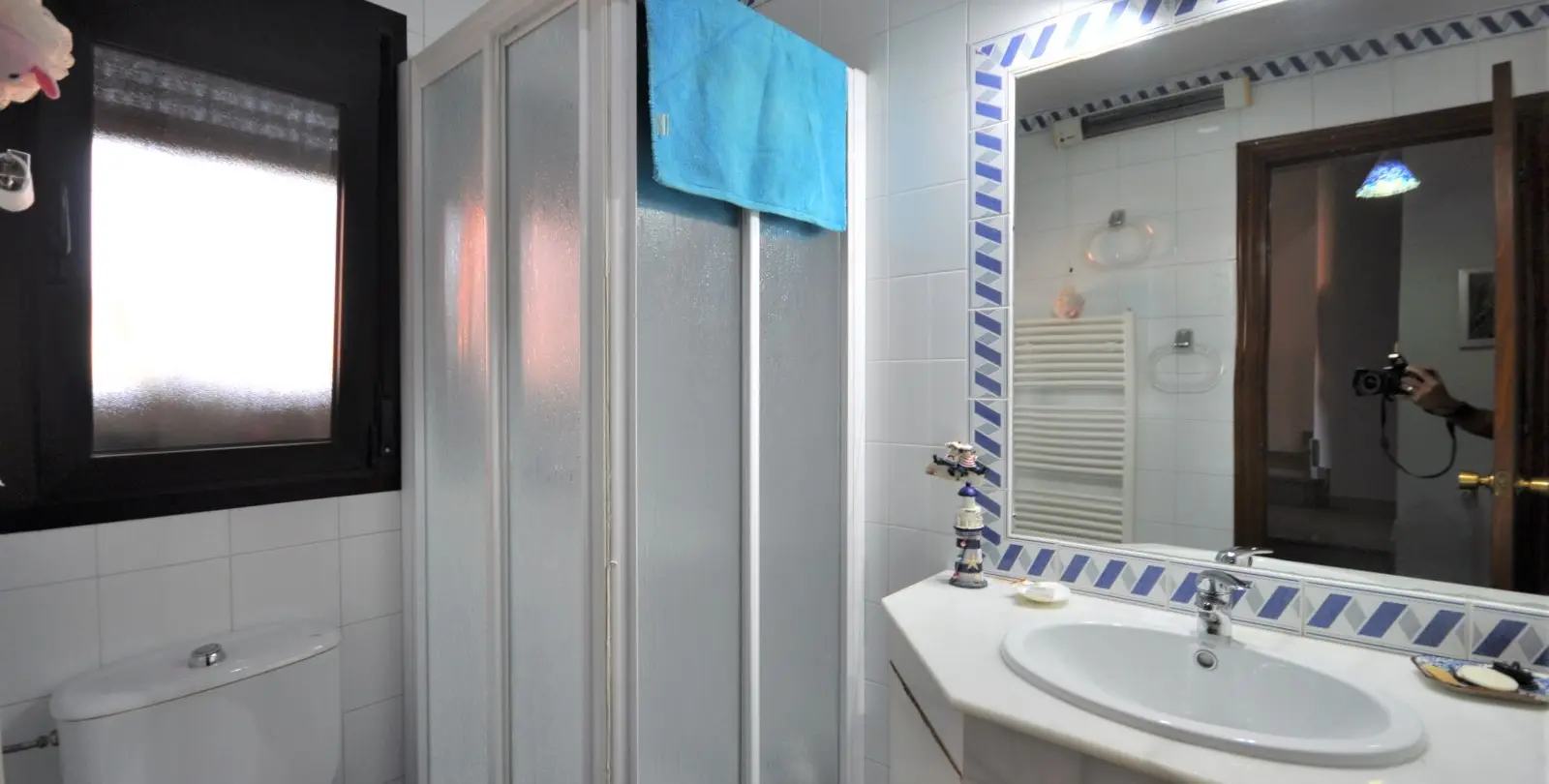 Sale of detached villa in Casares Playa 94