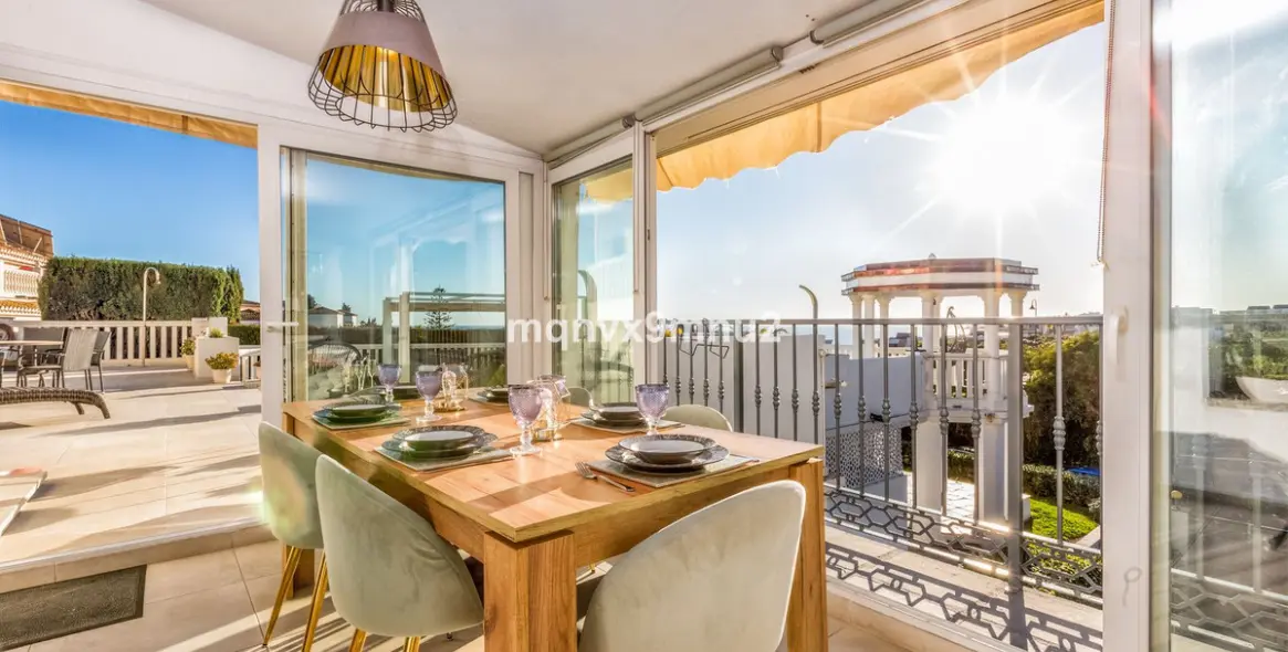 Venta de villa independiente en El Chaparral 17