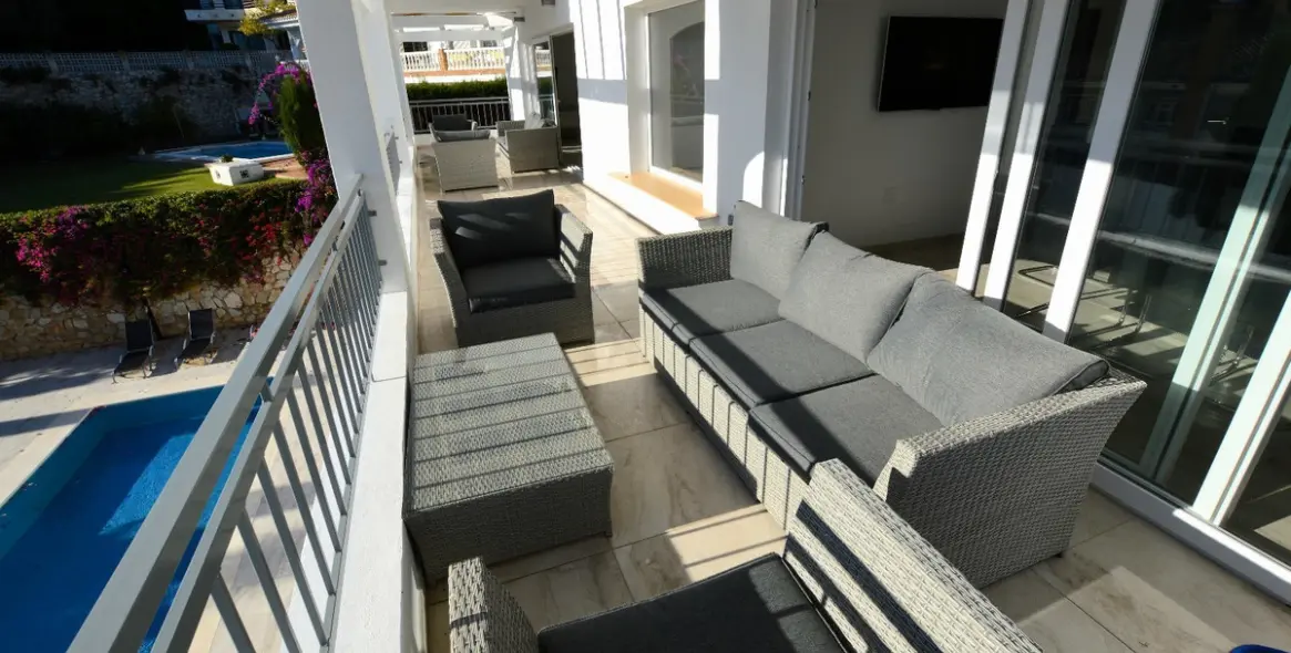 Продажа  отдельно стоящей виллы в Benalmadena 7