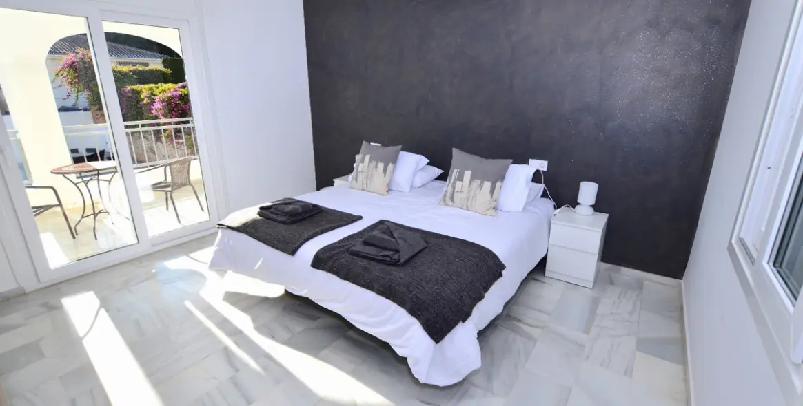 Продажа  отдельно стоящей виллы в Benalmadena 24