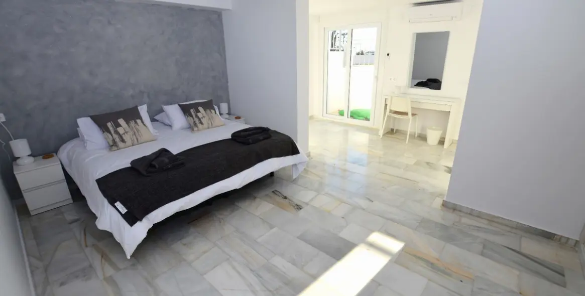 Продажа  отдельно стоящей виллы в Benalmadena 27