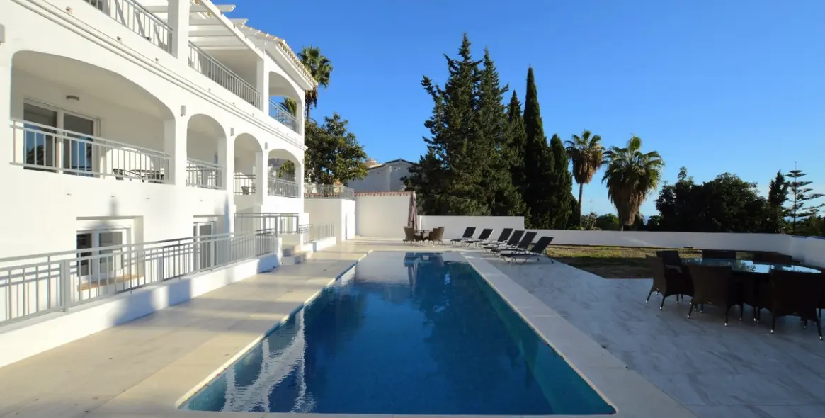 Продажа  отдельно стоящей виллы в Benalmadena 35