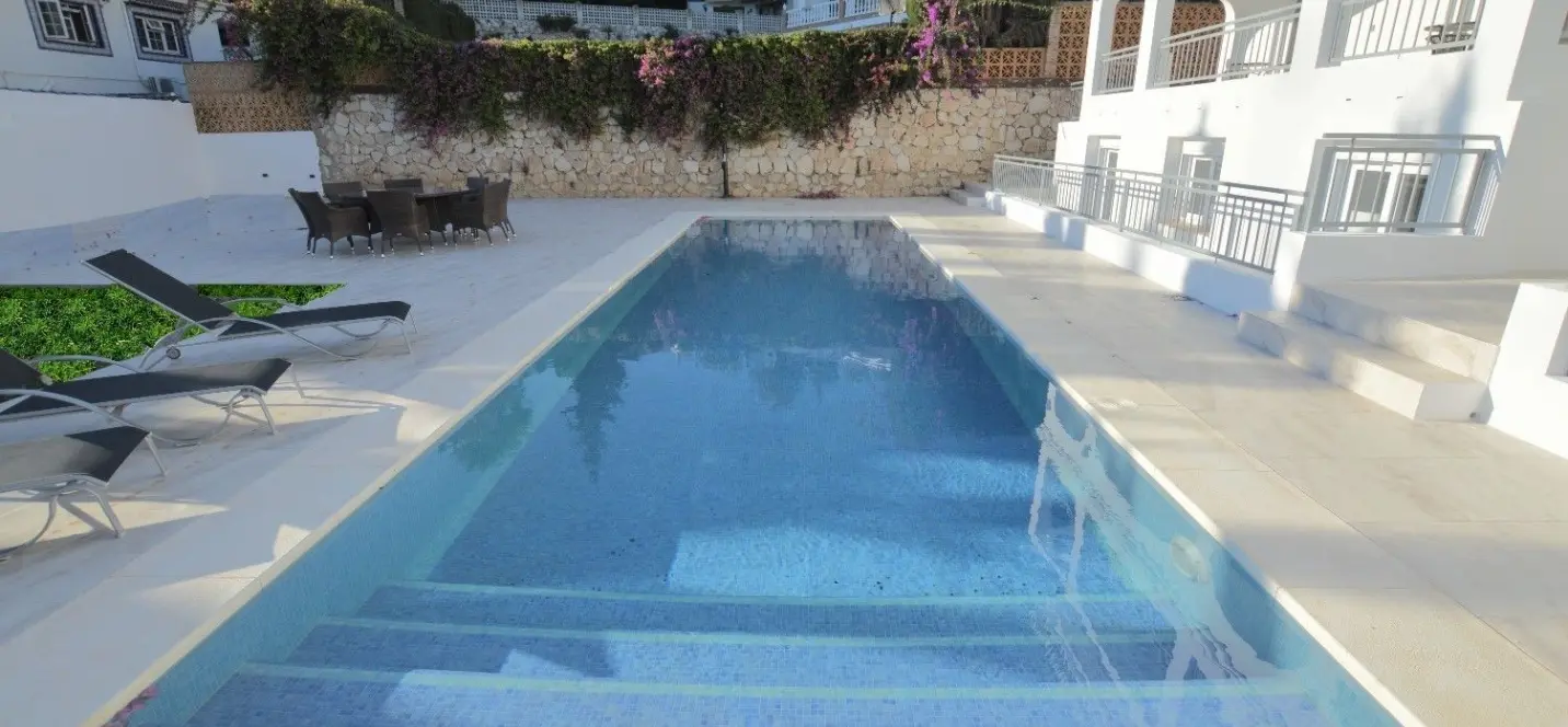 Sale of detached villa in Benalmadena 1