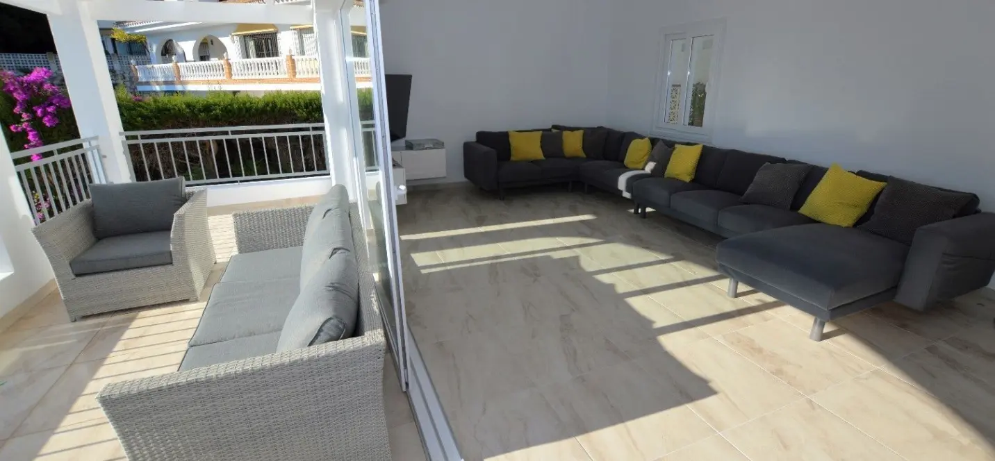 Sale of detached villa in Benalmadena 4