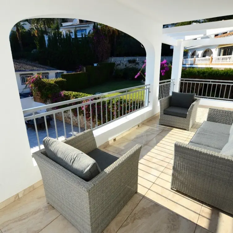Sale of detached villa in Benalmadena
