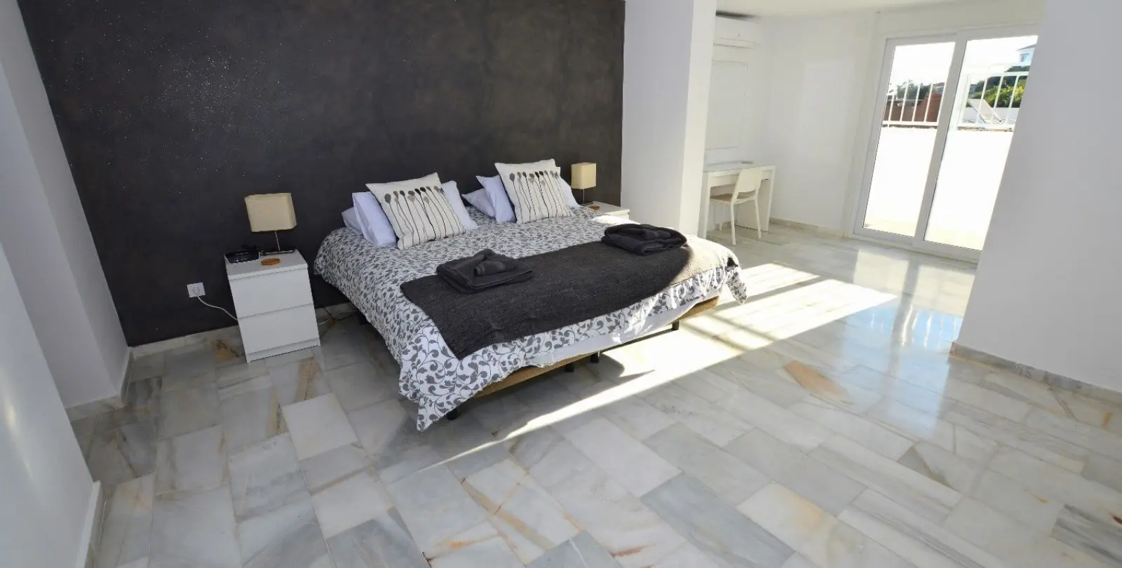 Продажа  отдельно стоящей виллы в Benalmadena 25
