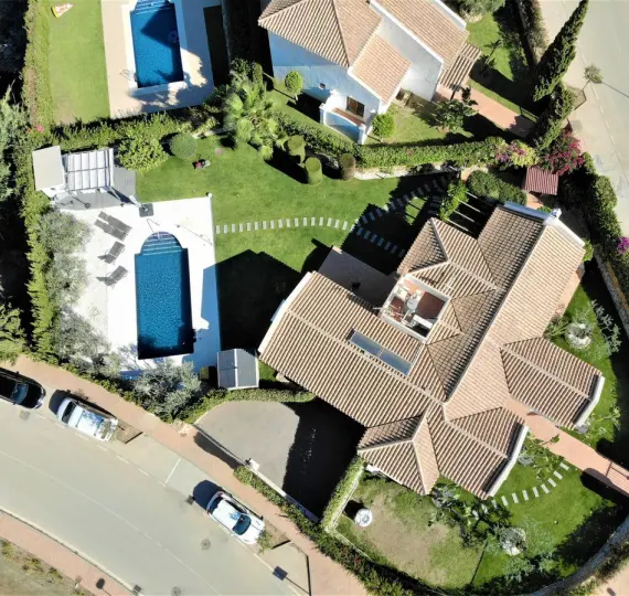 Sale of detached villa in Cerros del Aguila