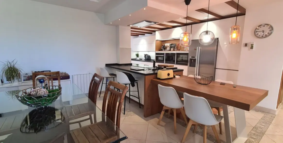 Venta de villa independiente en Cerros del Aguila 6