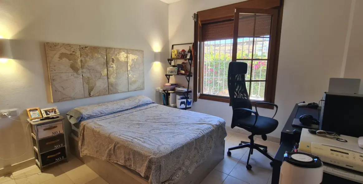 Venta de villa independiente en Cerros del Aguila 14