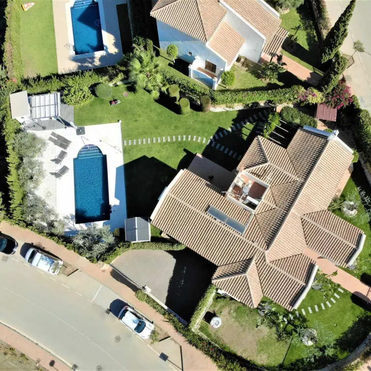 Sale of detached villa in Cerros del Aguila