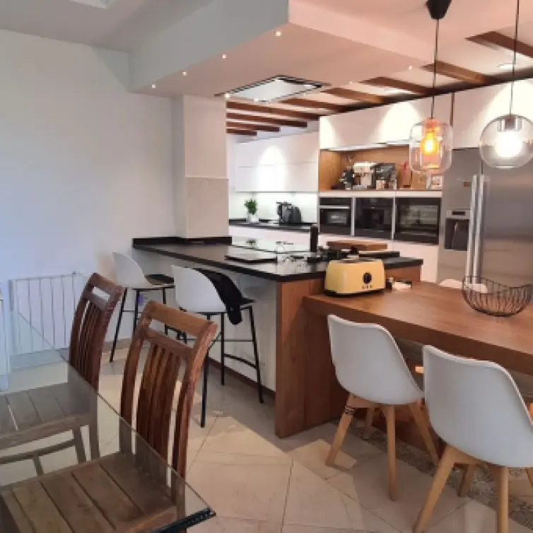 Sale of detached villa in Cerros del Aguila
