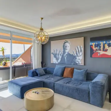 Venta de apartamento en planta media en Nueva Andalucía