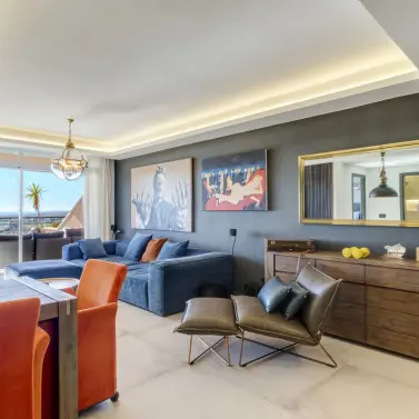 Venta de apartamento en planta media en Nueva Andalucía