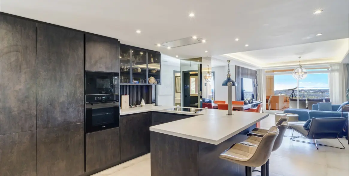 Продажа апартаментов на среднем этаже в Nueva Andalucía 9