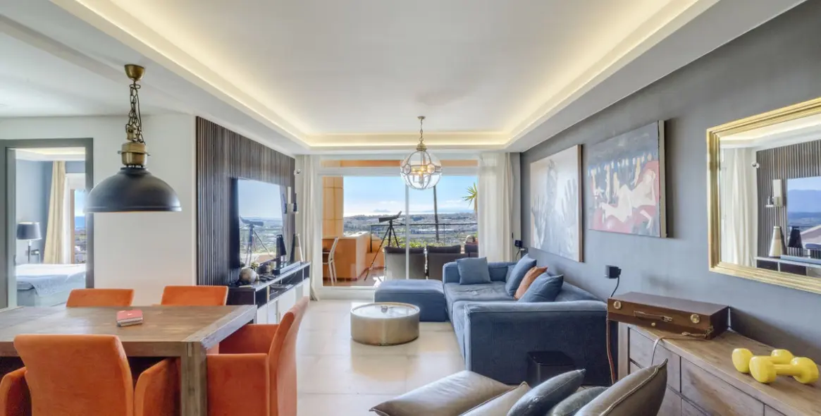 Продажа апартаментов на среднем этаже в Nueva Andalucía 10