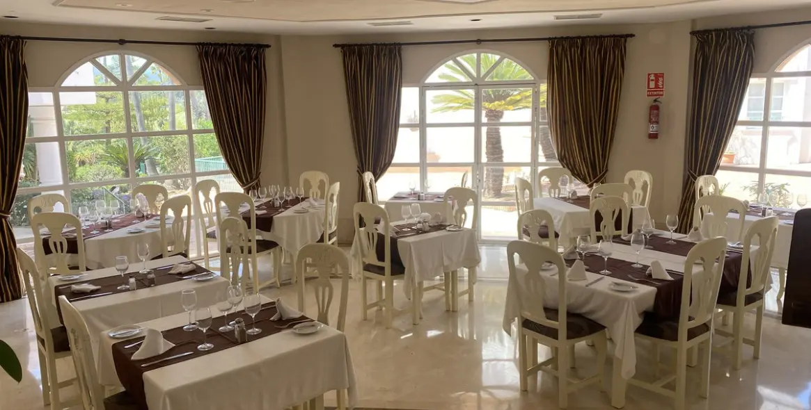 Venta de local comercial en Mijas Golf 4