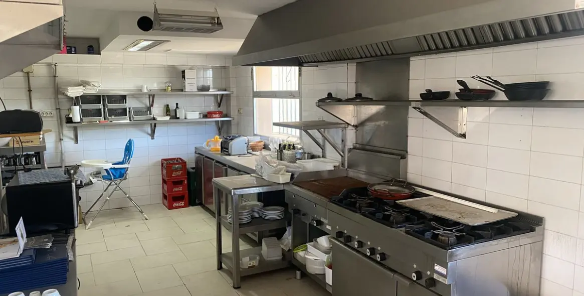 Venta de local comercial en Mijas Golf 14