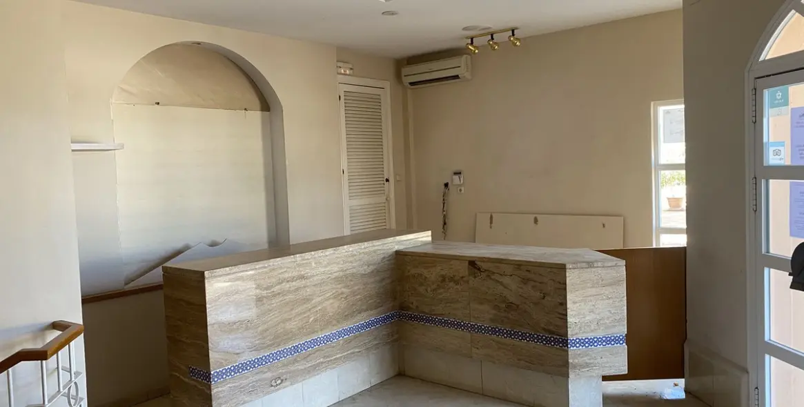 Venta de local comercial en Mijas Golf 16