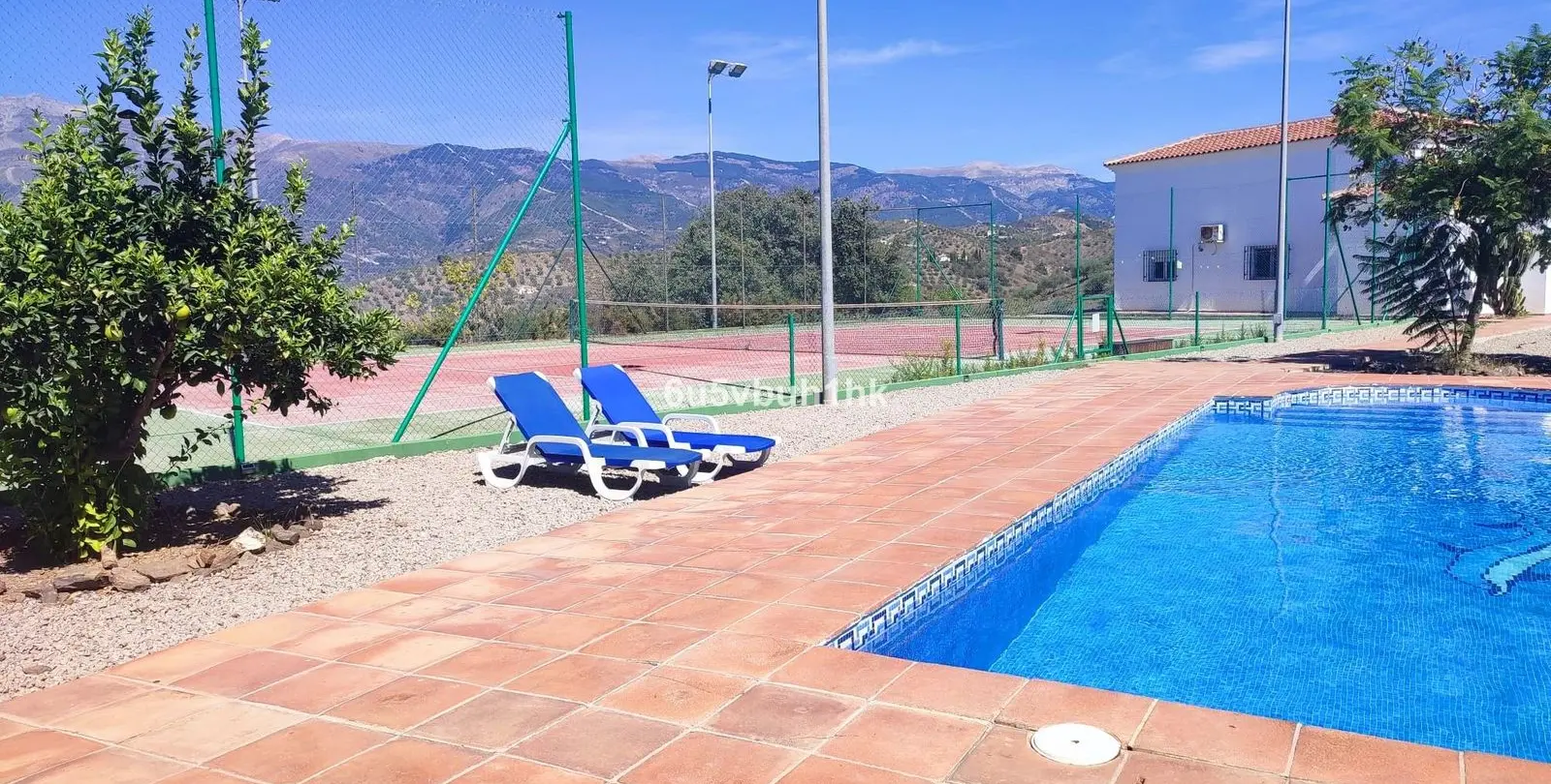 Venta de adosado en Arenas 8