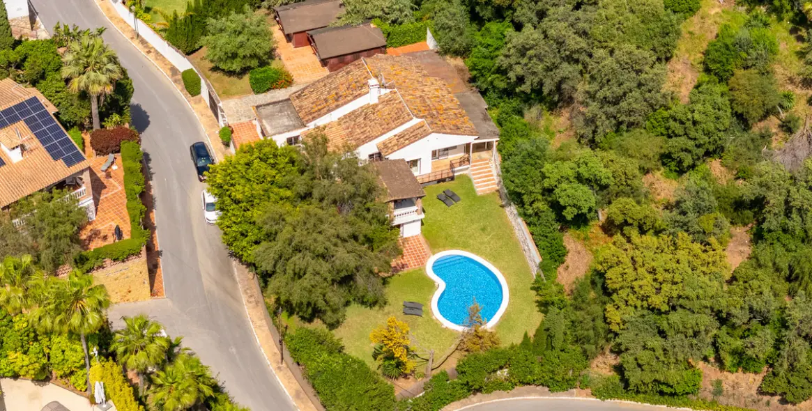 Sale of detached villa in El Rosario 46