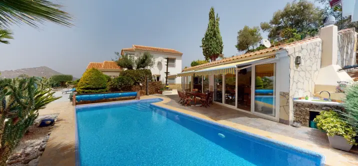 Villa independiente R4381576 0