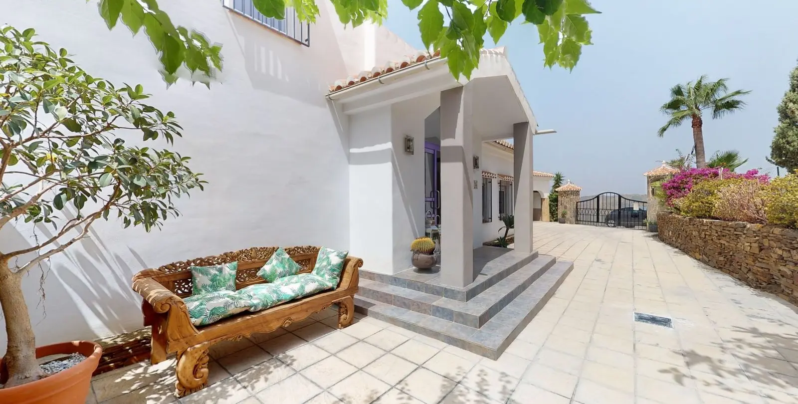 Venta de villa independiente en Sayalonga 5