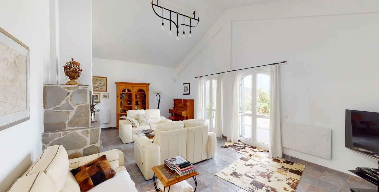 Venta de villa independiente en Sayalonga 15