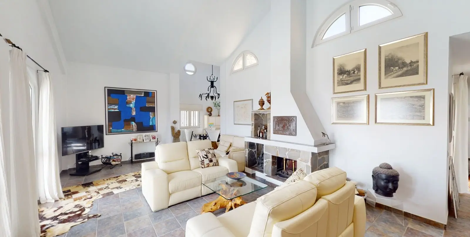 Venta de villa independiente en Sayalonga 16