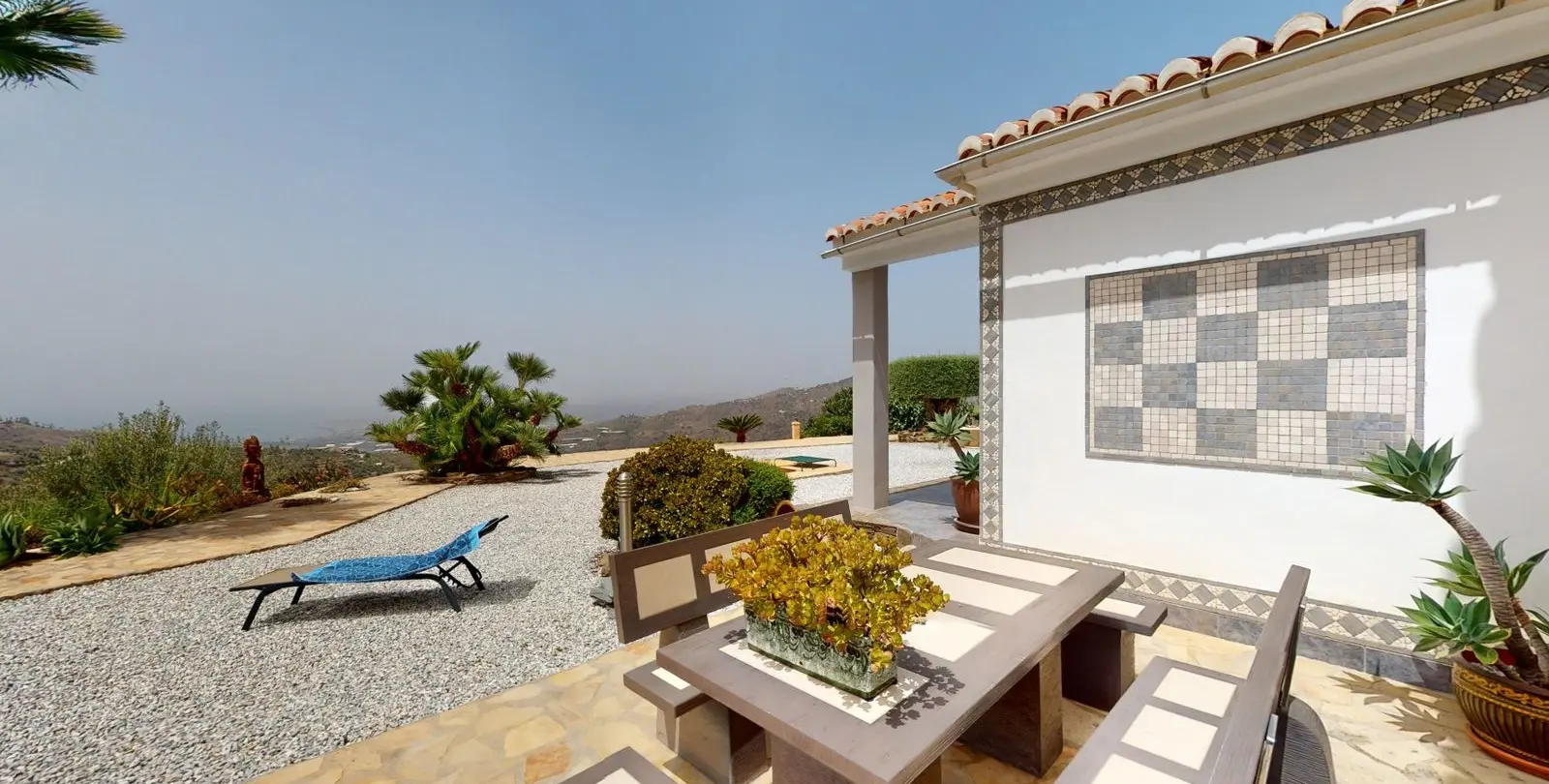 Venta de villa independiente en Sayalonga 44