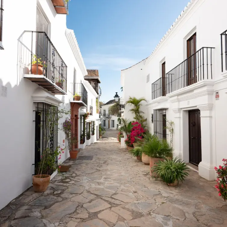 Sale of townhouse in The Golden Mile